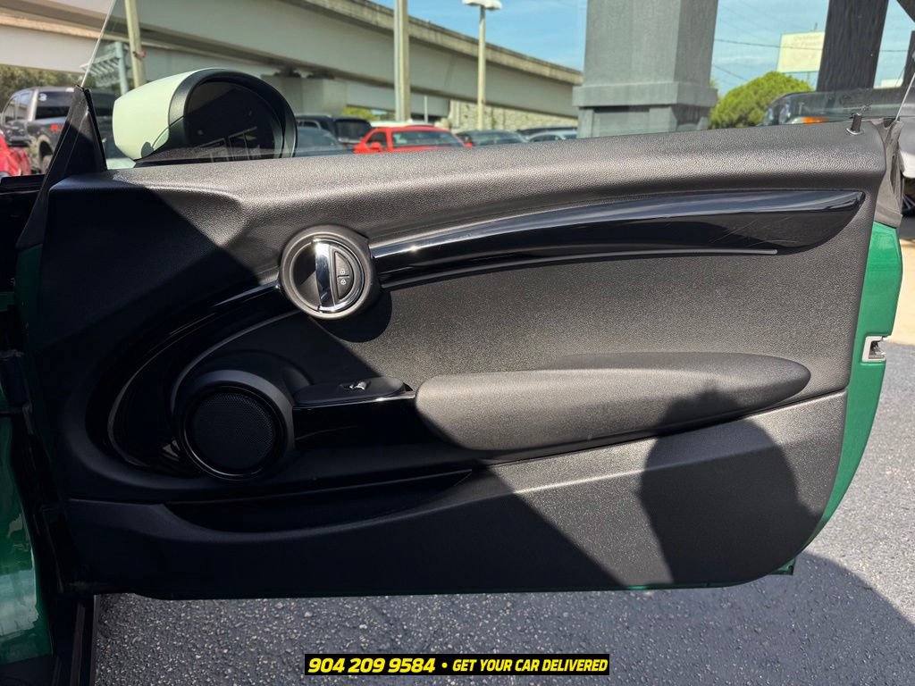 Used 2022 MINI Cooper SE w/ Driver Assistance Package FWD image 32