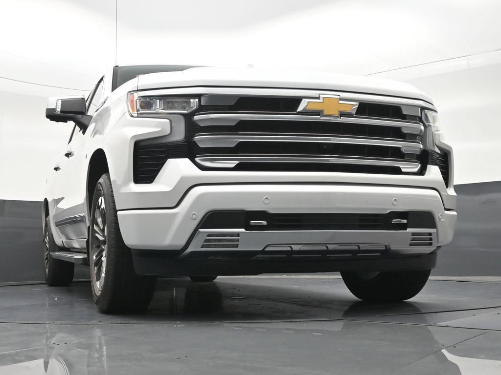 Used 2023 Chevrolet Silverado 1500 High Country RWD image 29