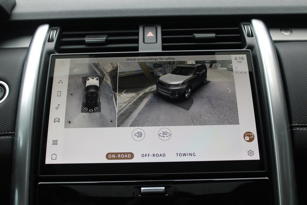 Certified 2025 Land Rover Discovery Dynamic SE AWD/4WD image 23