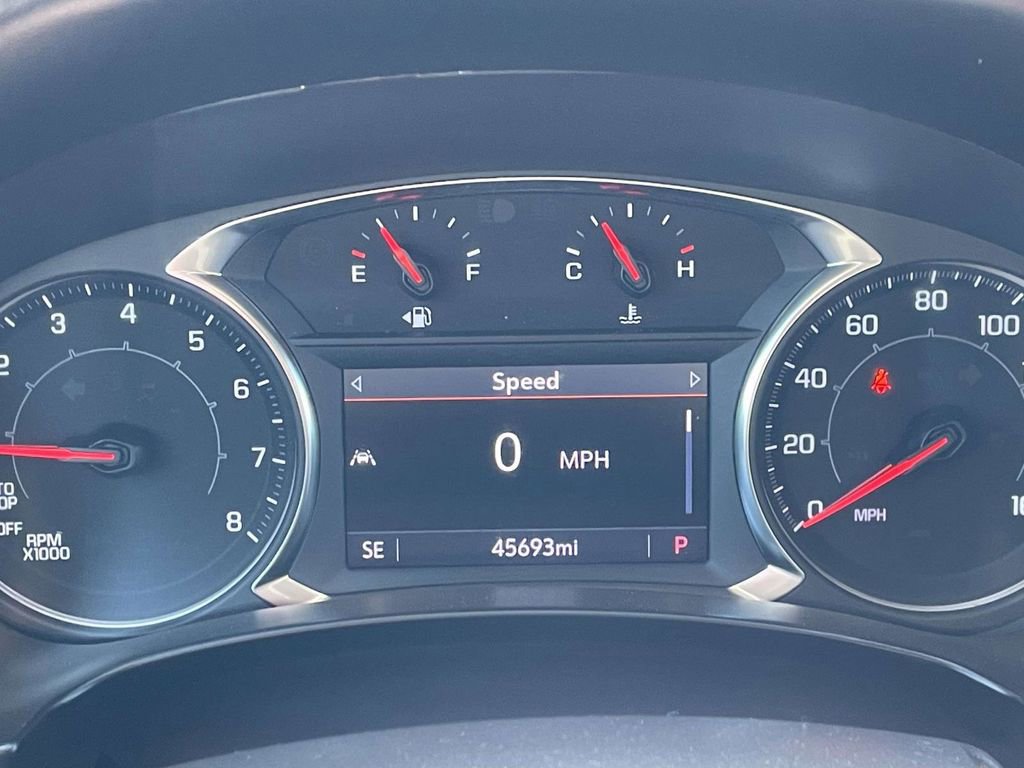 Used 2024 GMC Terrain SLT image 23