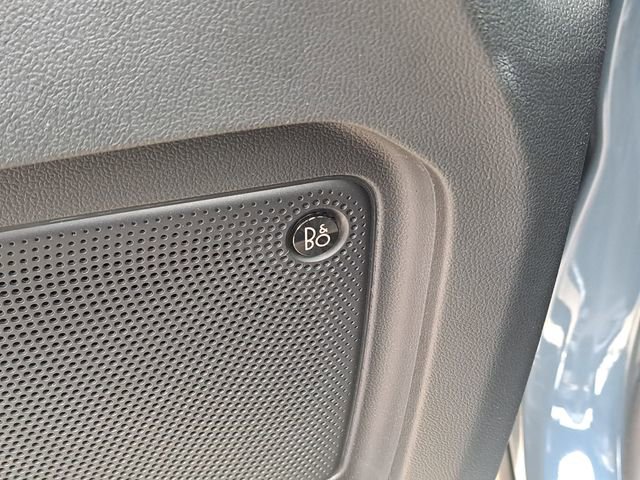 Used 2025 Ford Escape SE w/ PHEV Premium Package image 22