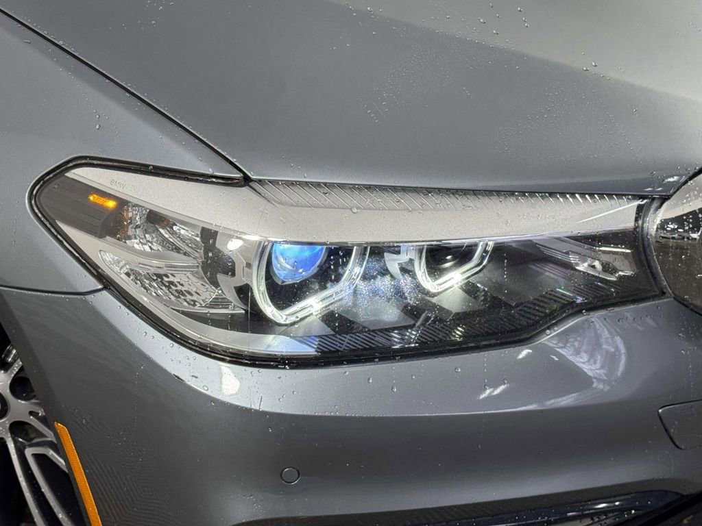 Used 2019 BMW 540i xDrive AWD/4WD image 15