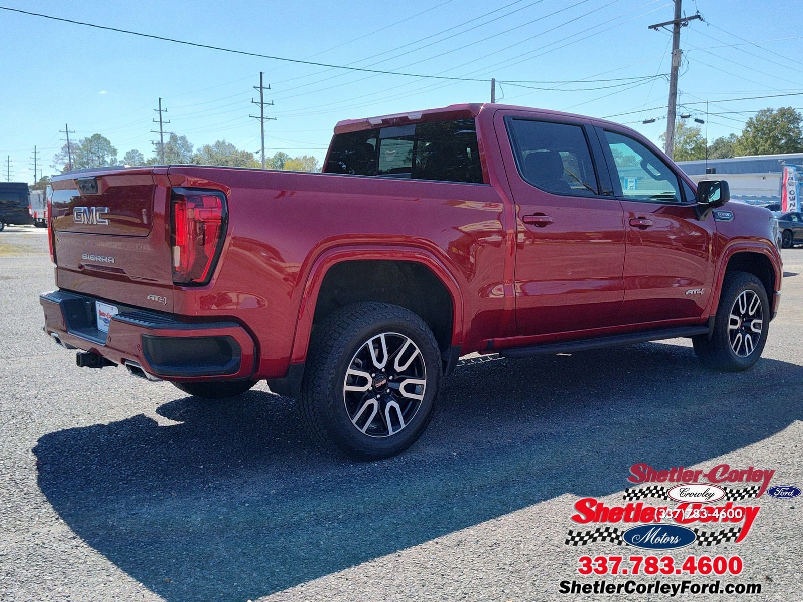 Used 2024 GMC Sierra 1500 AT4 w/ Technology Package image 9