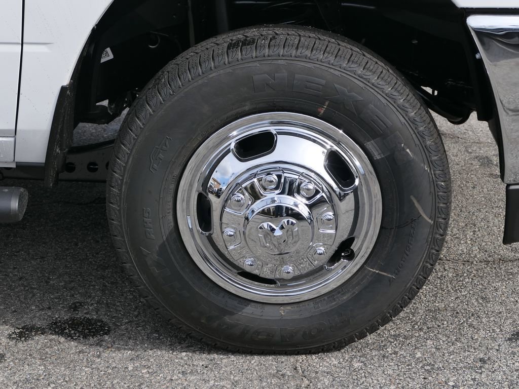 New 2026 RAM 3500 Tradesman image 26