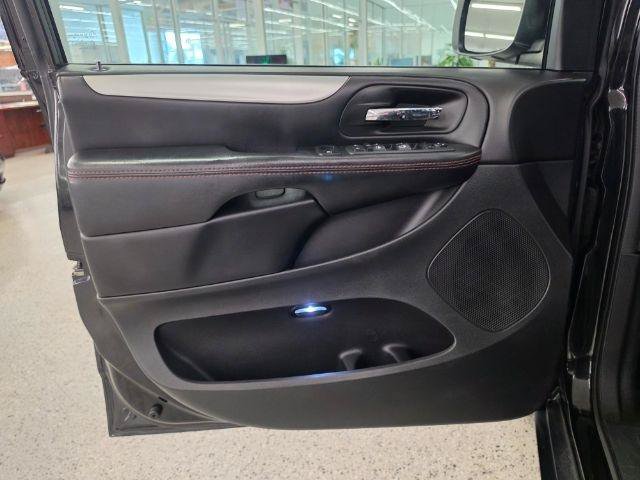 Used 2019 Dodge Grand Caravan GT FWD image 33