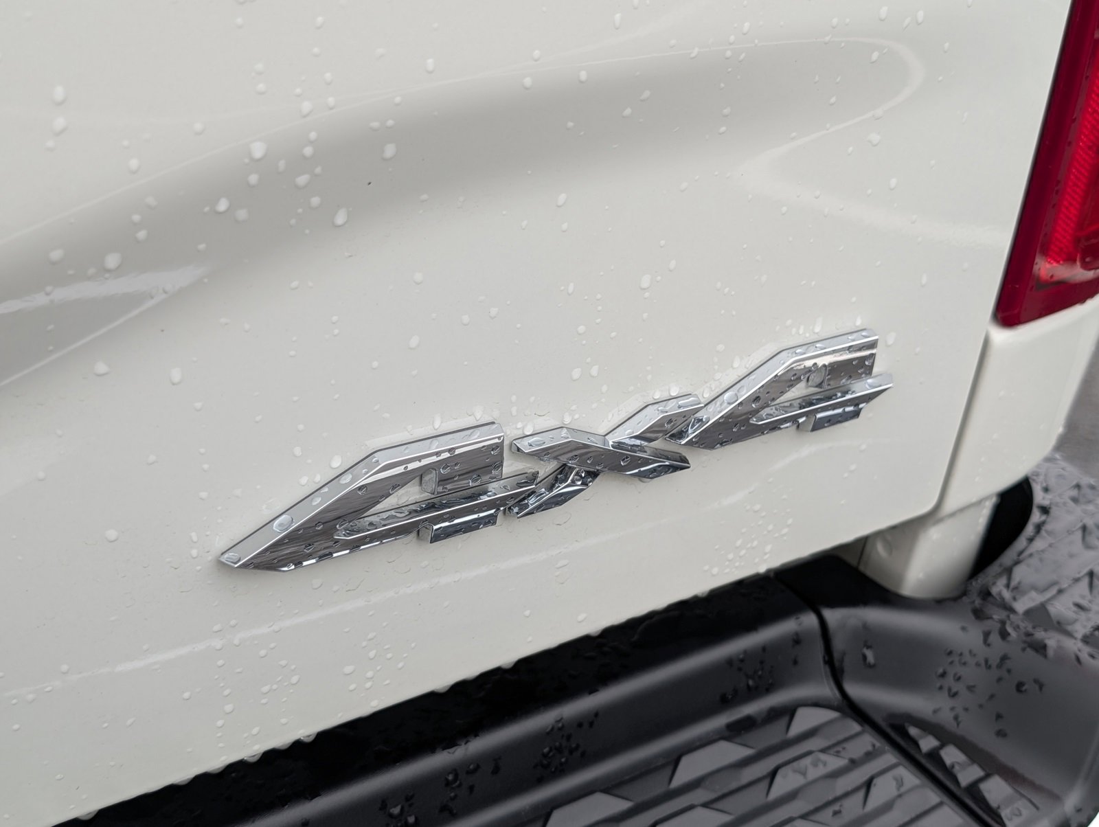 Used 2024 RAM 2500 Limited image 10