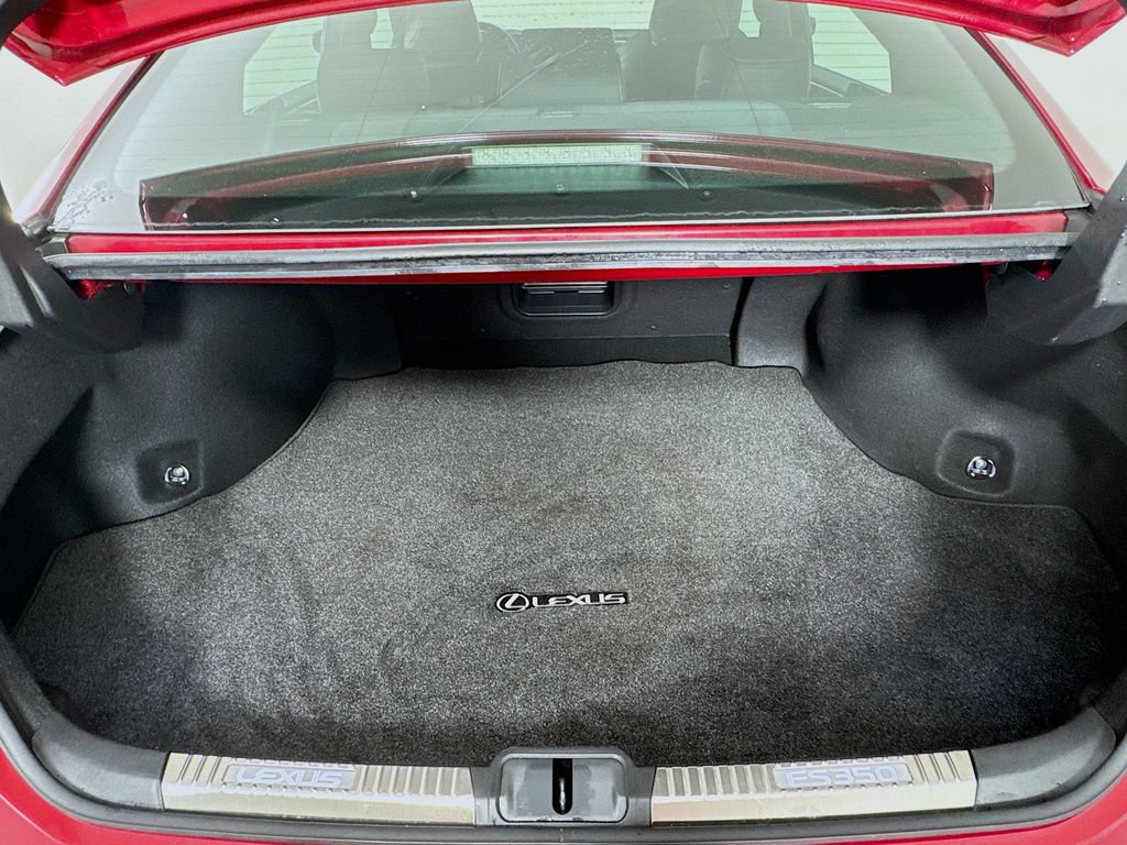 Used 2023 Lexus ES 350 F Sport w/ Accessory Package (Z2) FWD image 29