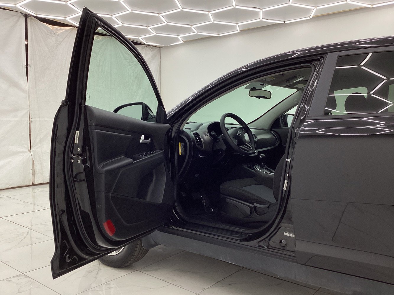 Used 2014 Kia Sportage LX image 16