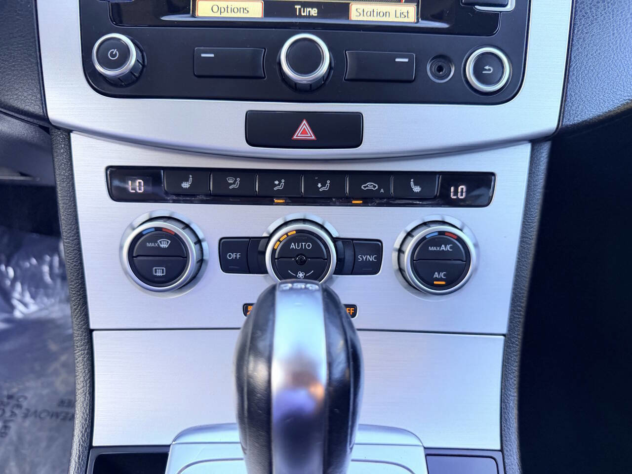 Used 2014 Volkswagen CC R-Line image 12