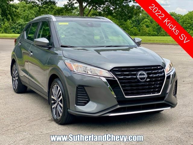 Used 2022 Nissan Kicks SV FWD image 1