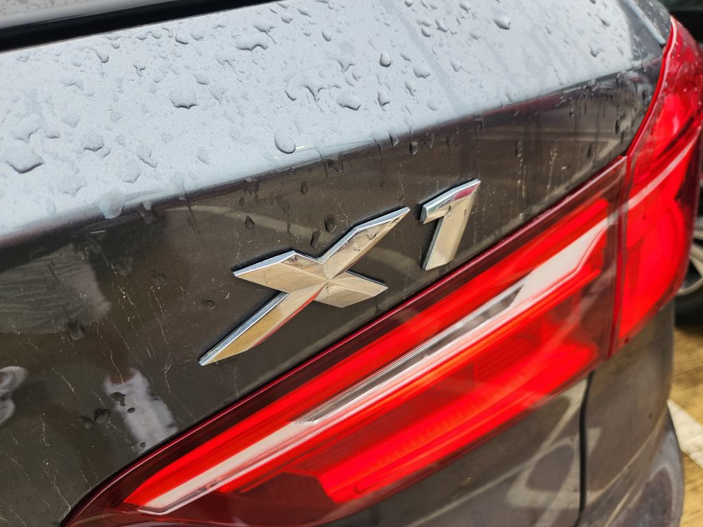 Used 2017 BMW X1 sDrive28i FWD image 12