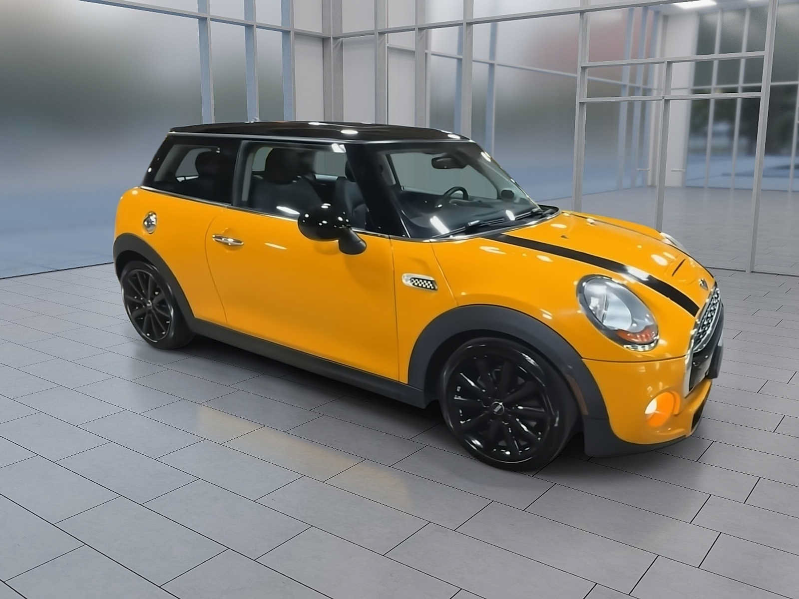 Used 2018 MINI Cooper S FWD image 4