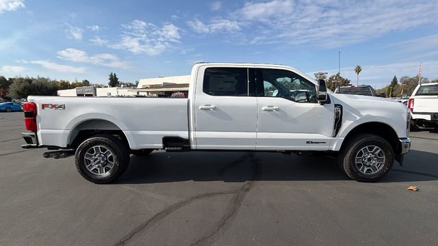 New 2026 Ford F350 Lariat w/ FX4 Off-Road Package image 3