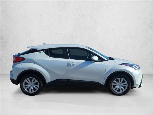 Used 2021 Toyota C-HR LE FWD image 4