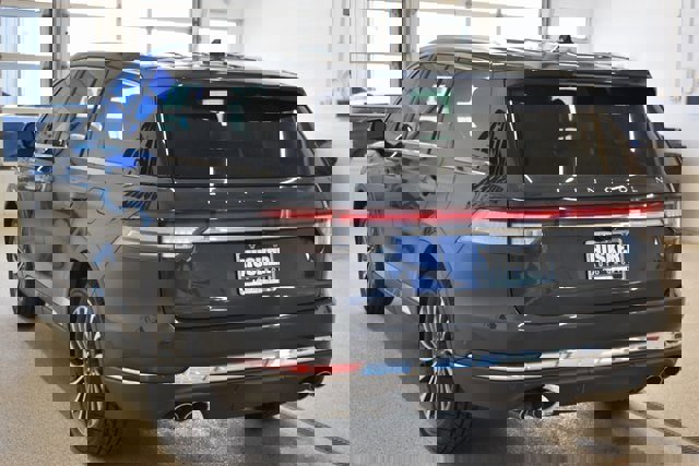 Used 2021 Lincoln Aviator Reserve w/ Equipment Group 201A image 10