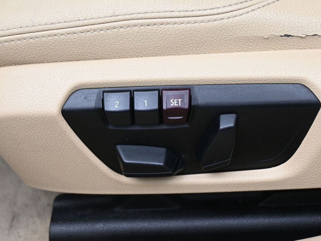 Used 2015 BMW 328i Sedan image 13