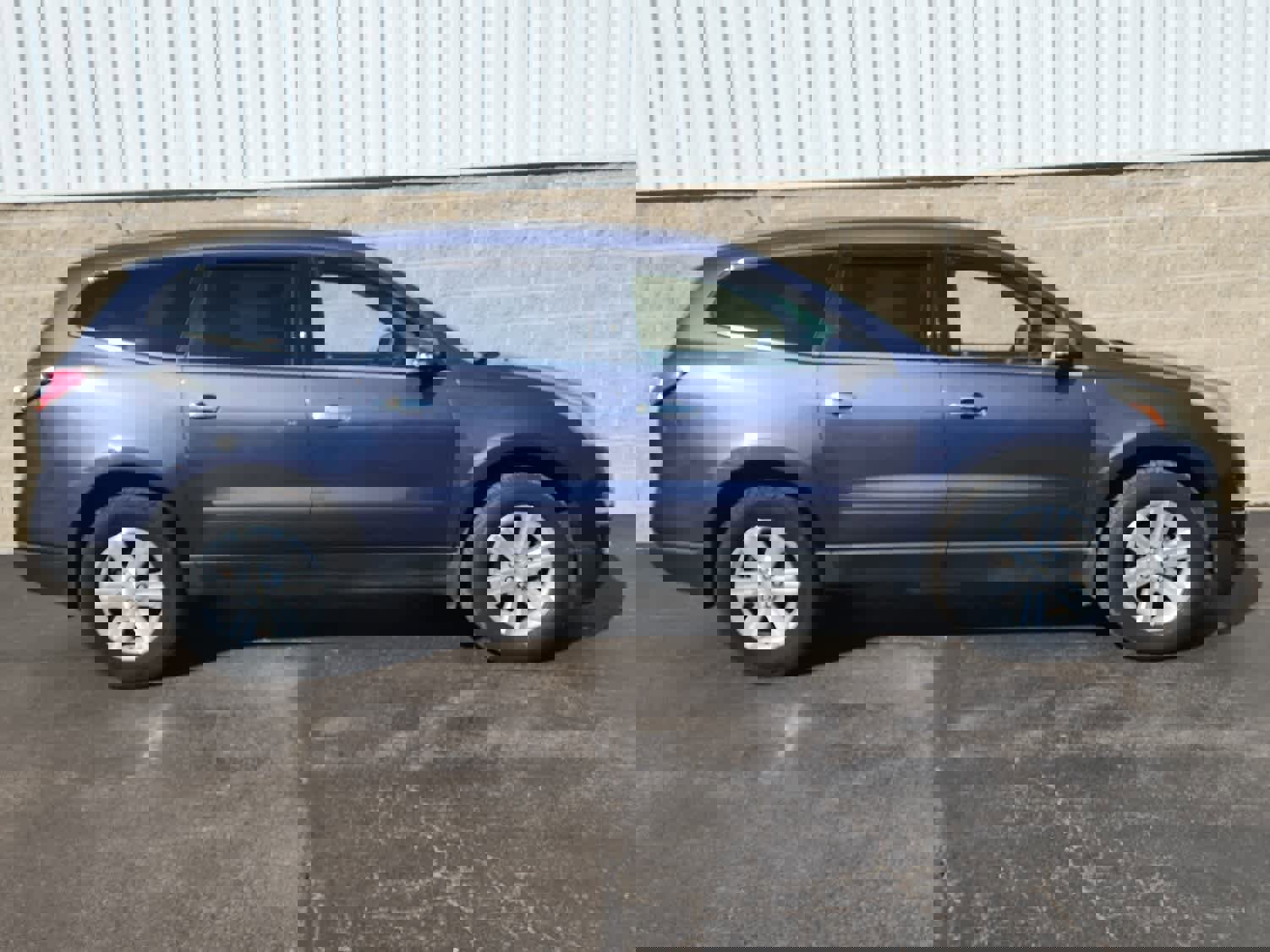 Used 2014 Chevrolet Traverse LT image 2