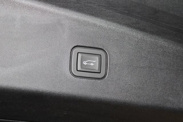Certified 2026 Cadillac Vistiq Sport w/ LPO, Floor Liner Package AWD/4WD image 37