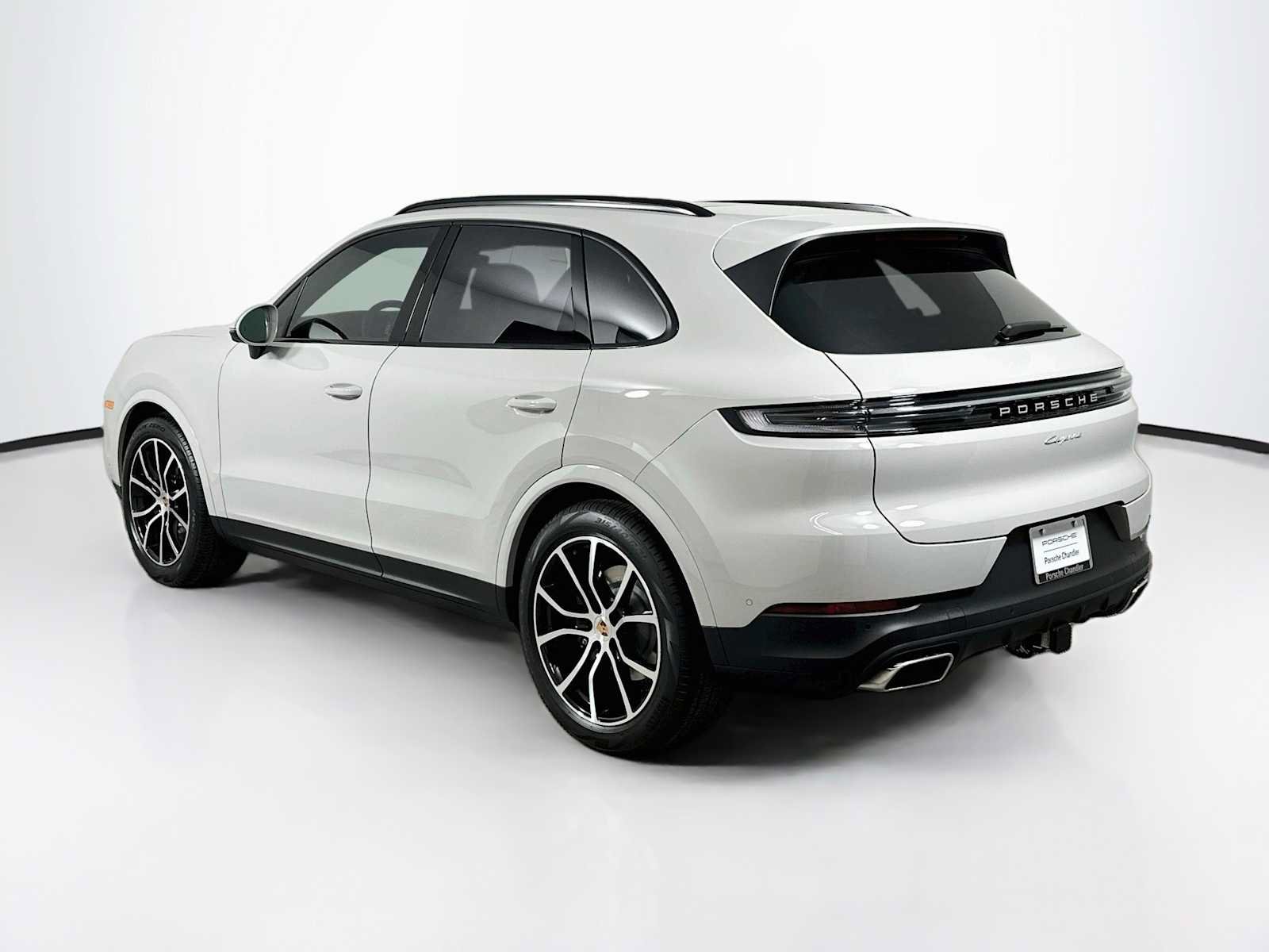 New 2026 Porsche Cayenne AWD/4WD image 3