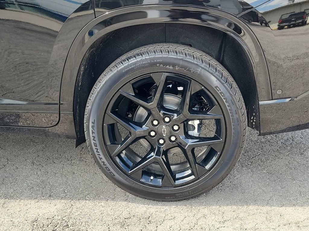 New 2026 Chevrolet Traverse RS w/ LPO, Floor Liner Package image 19