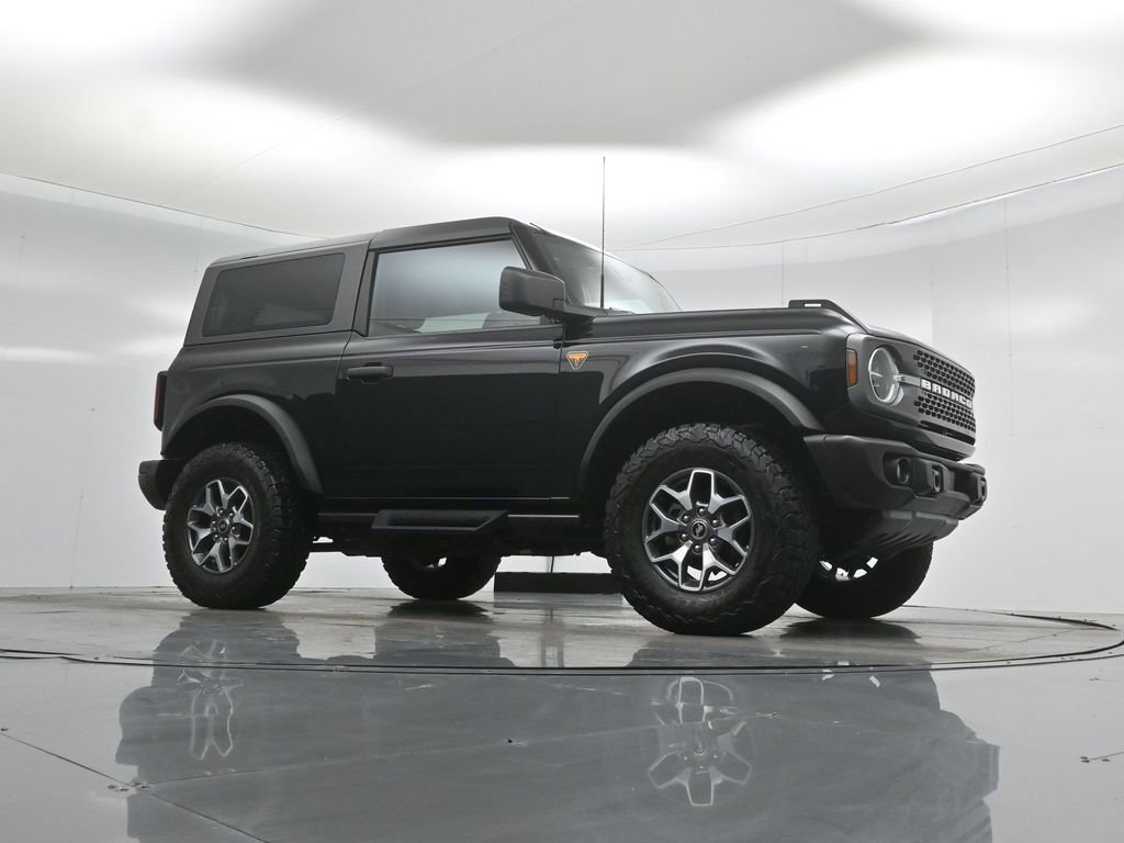 Certified 2023 Ford Bronco Badlands image 4