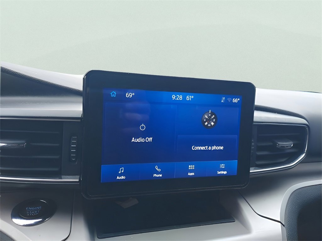 Used 2023 Ford Explorer XLT w/ Equipment Group 202A image 22