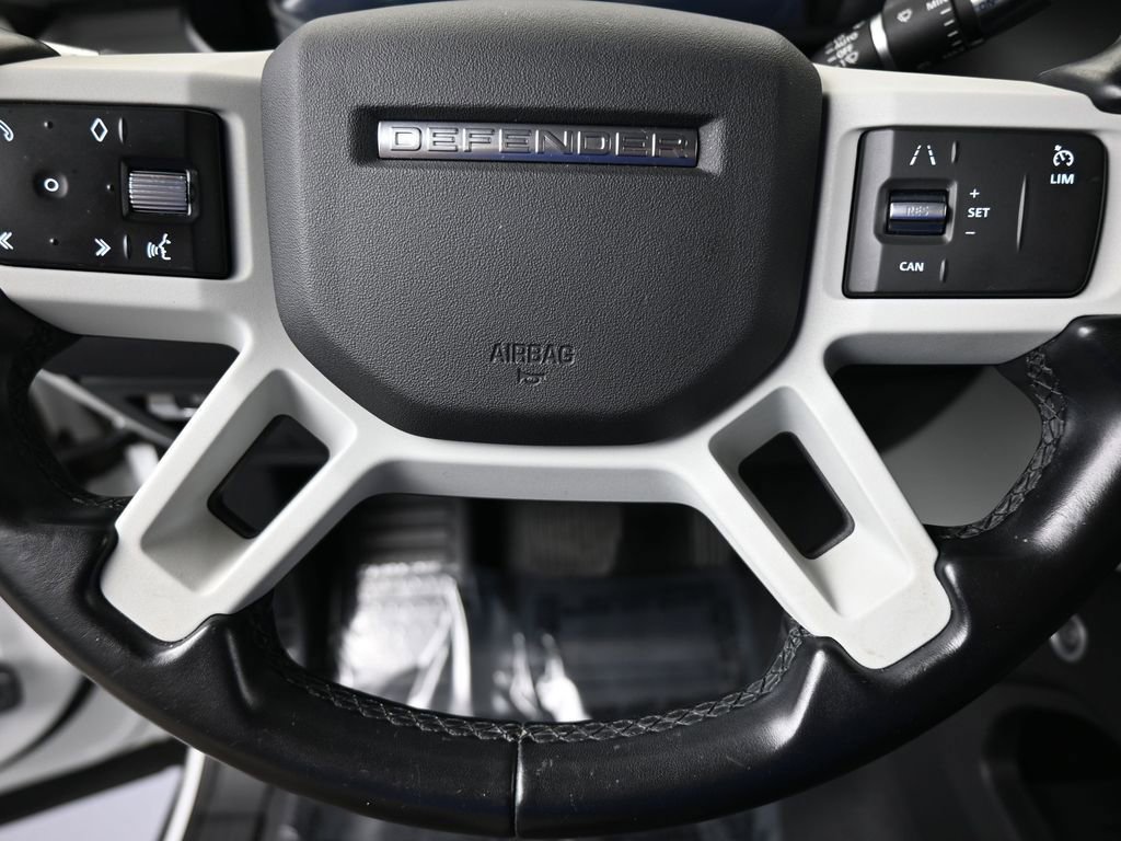 Used 2022 Land Rover Defender 110 S image 29