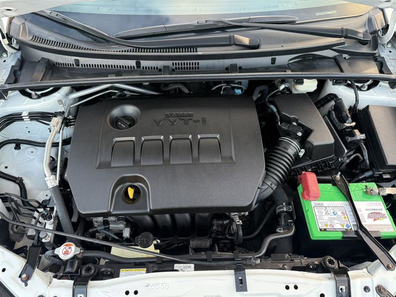 Used 2017 Toyota Corolla SE image 37