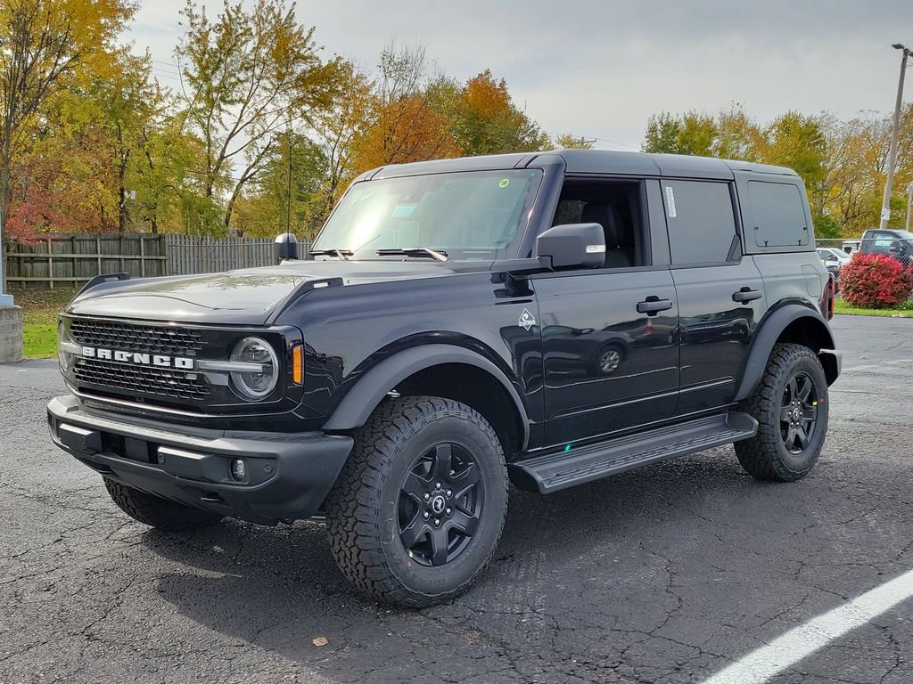 New 2025 Ford Bronco Outer Banks image 8