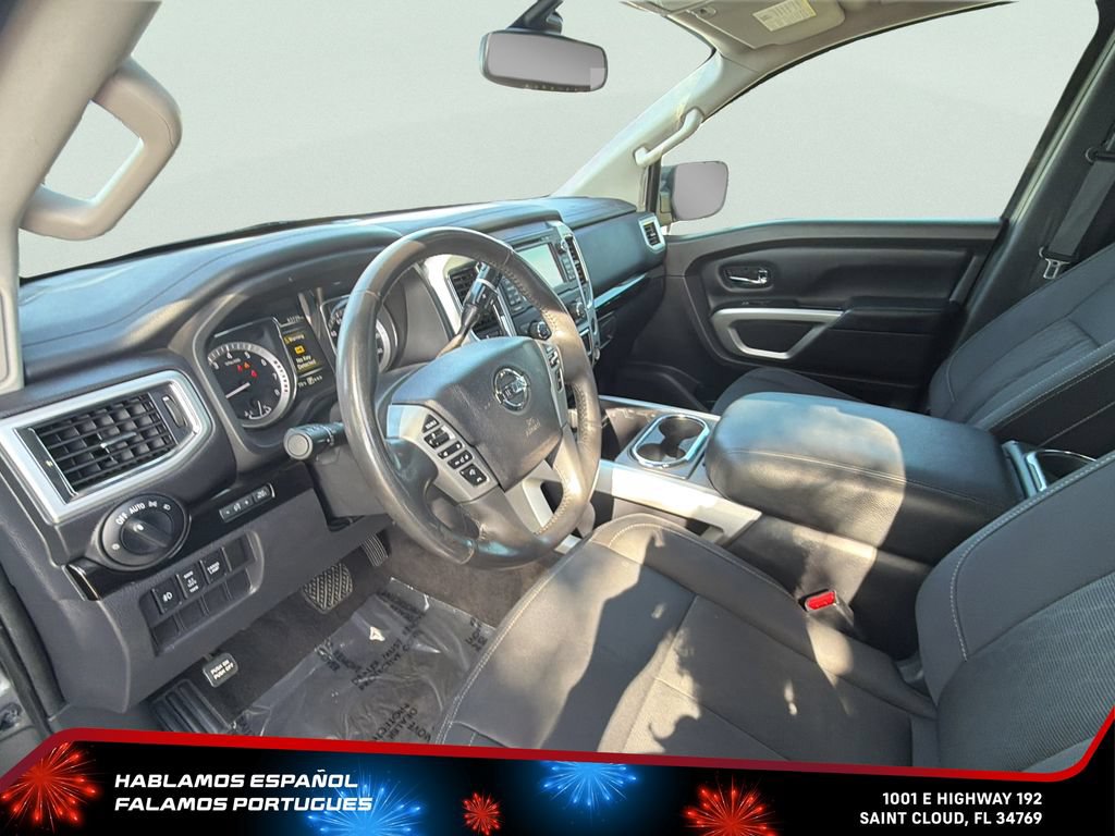Used 2017 Nissan Titan SV RWD image 15