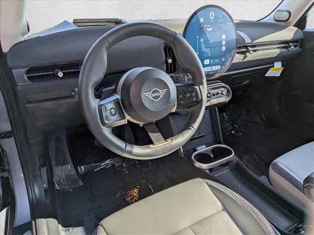 Certified 2025 MINI Cooper S image 10