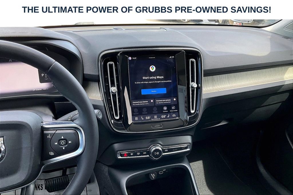 Used 2023 Volvo XC40 B4 Plus w/ Protection Package Premier FWD image 9