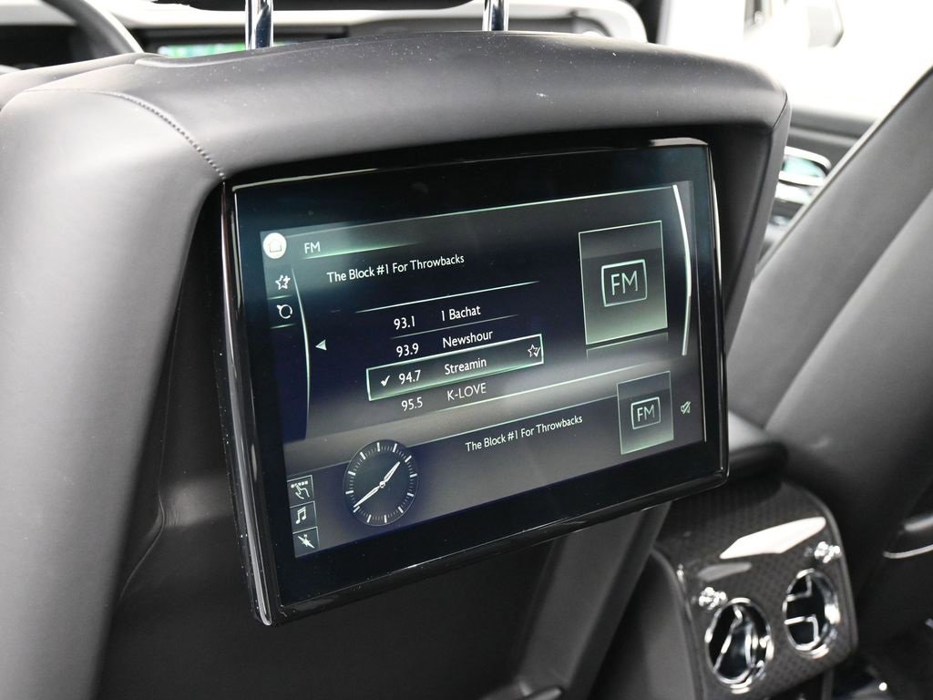 Certified 2021 Rolls-Royce Cullinan Black Badge image 28