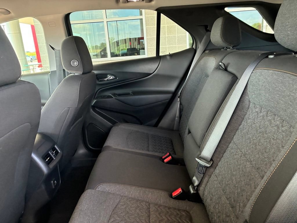 Used 2023 Chevrolet Equinox LT FWD image 13