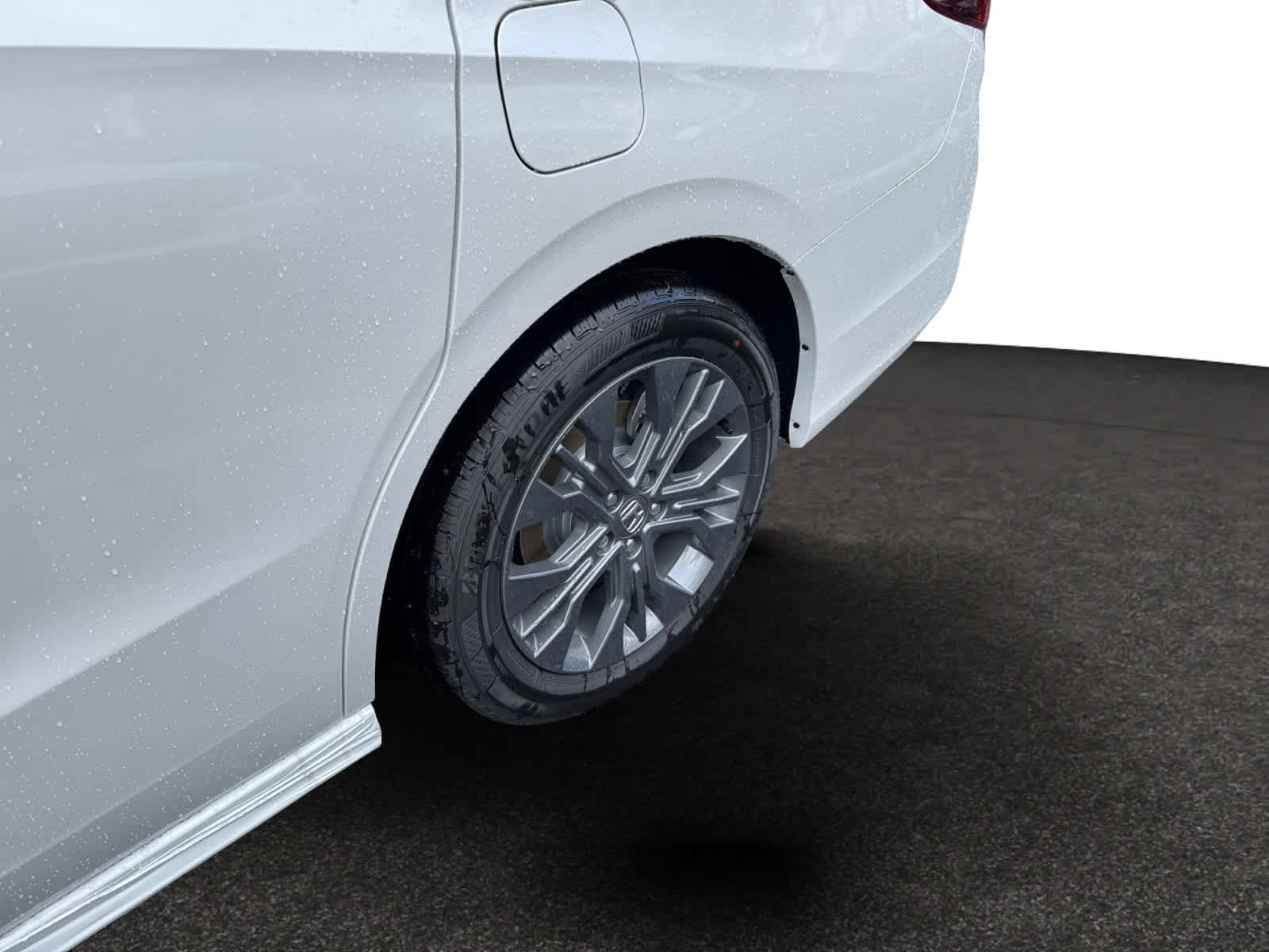 New 2026 Honda Odyssey Touring image 10