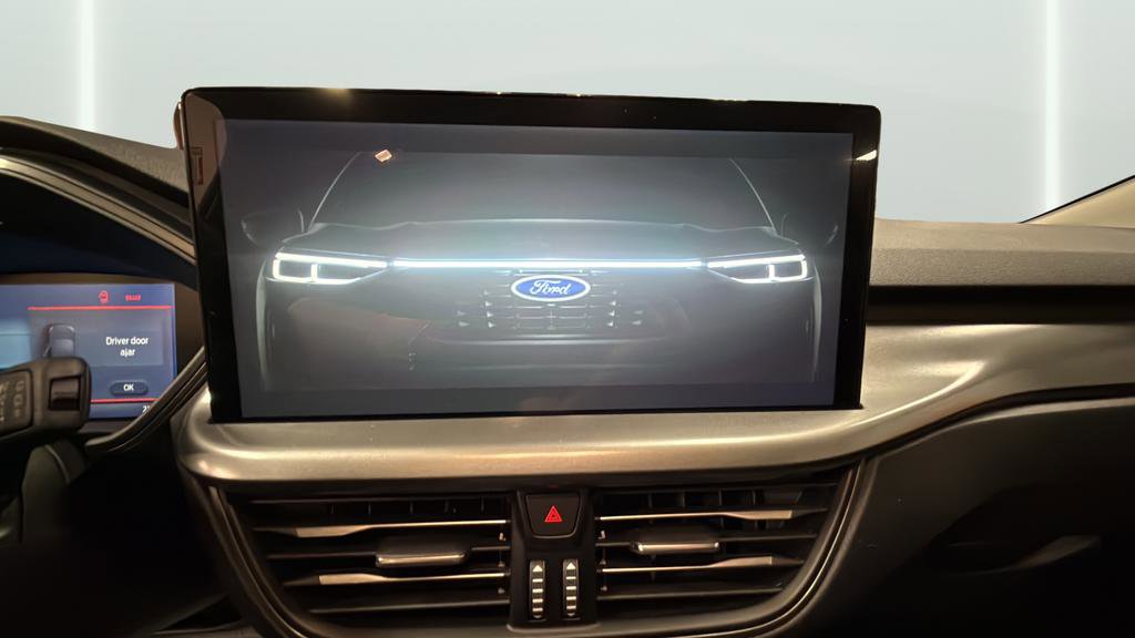 Used 2023 Ford Escape SE image 31