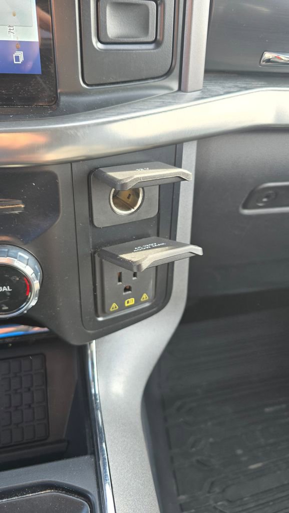 Used 2023 Ford F150 Lariat w/ FX4 Off-Road Package image 20