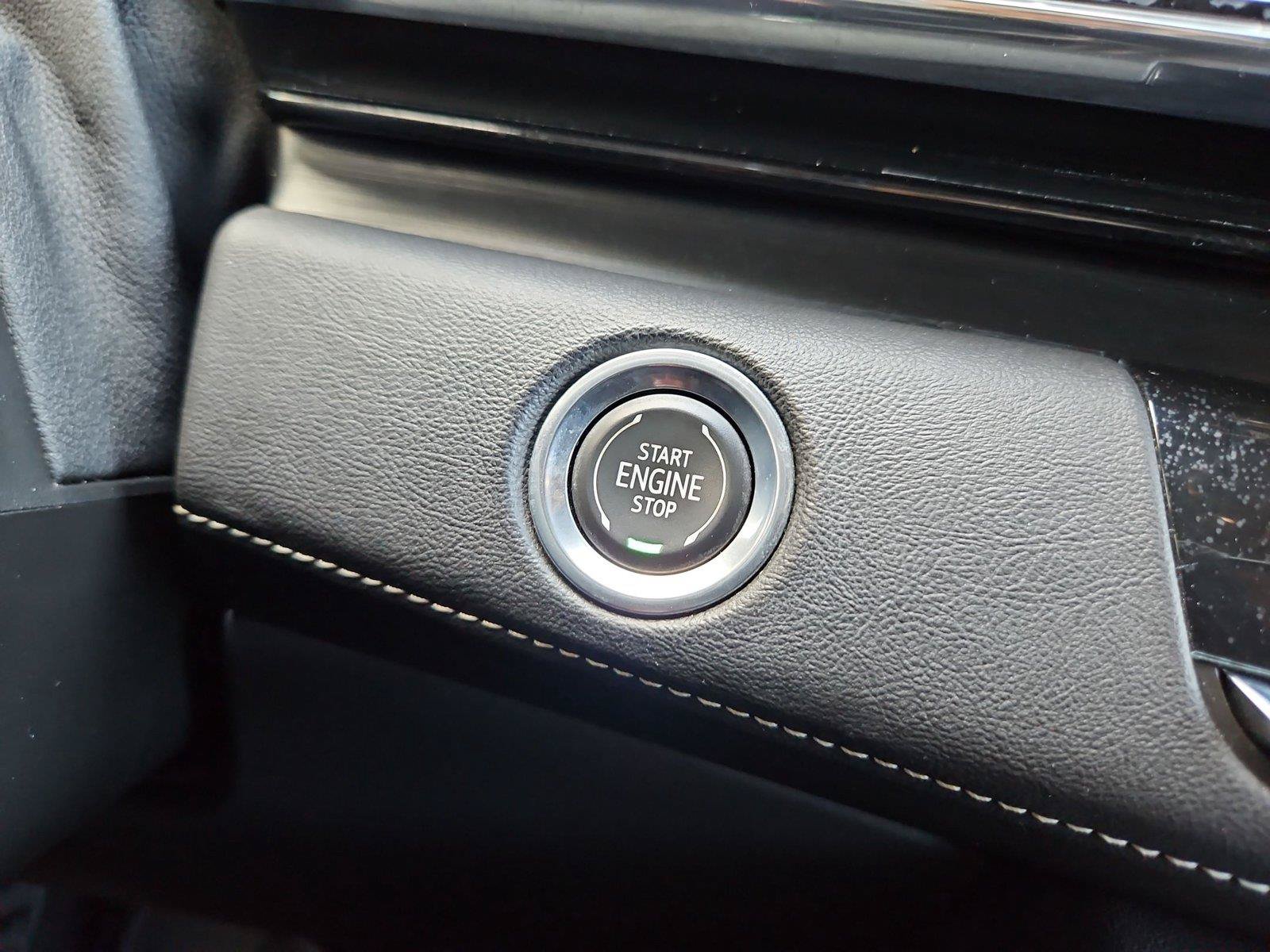 Used 2021 Cadillac Escalade ESV Sport w/ Driver Assist Tech Package AWD/4WD image 24