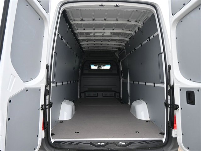 New 2024 Mercedes-Benz eSprinter 170 Cargo image 11