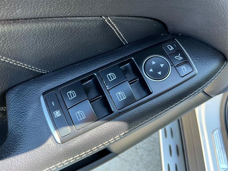 Used 2016 Mercedes-Benz GL 450 4MATIC image 26