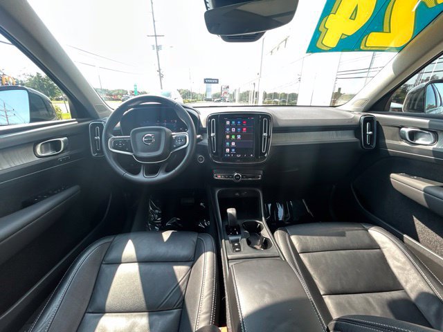 Used 2024 Volvo XC40 B5 Core AWD/4WD image 17
