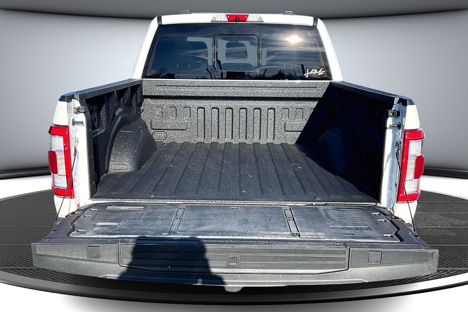 Used 2022 Ford F150 Lariat w/ Equipment Group 502A High image 7