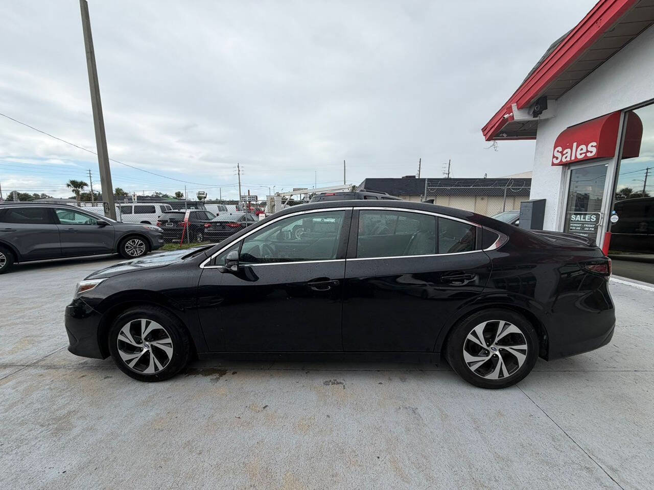 Used 2021 Subaru Legacy Premium image 2