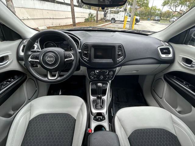 Certified 2019 Jeep Compass Latitude image 10