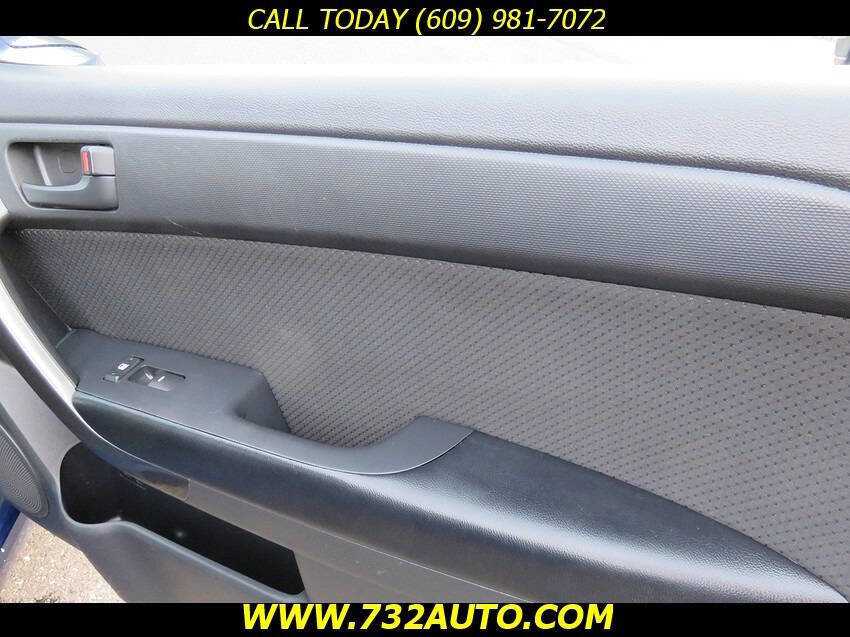 Used 2010 Kia Forte Koup EX image 25