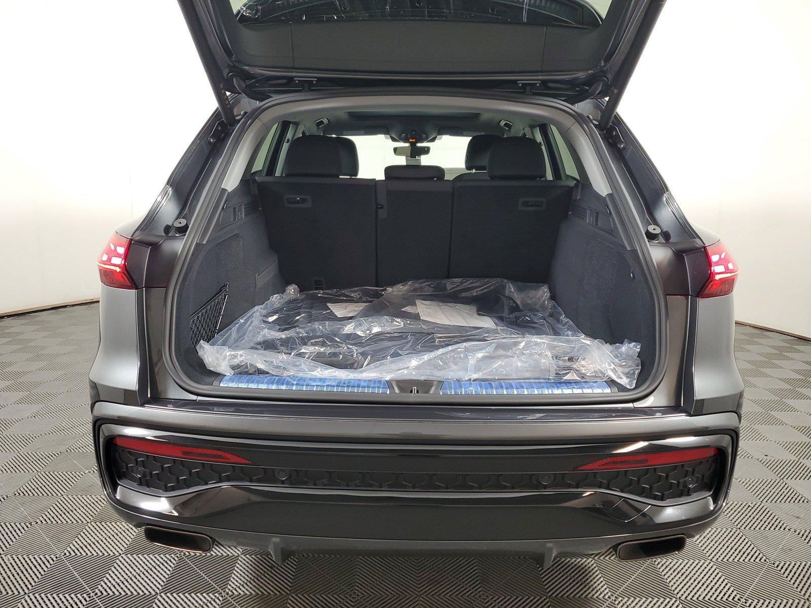 New 2026 Audi Q5 Premium Plus AWD/4WD image 9