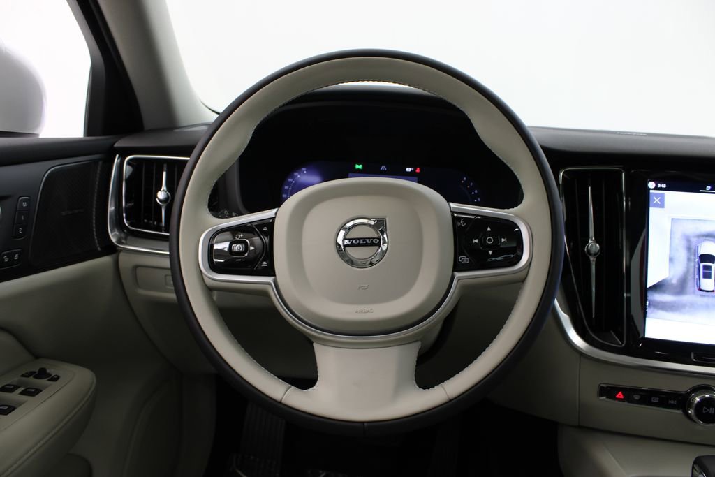New 2026 Volvo V60 B5 Cross Country Plus w/ Climate Package AWD/4WD image 23