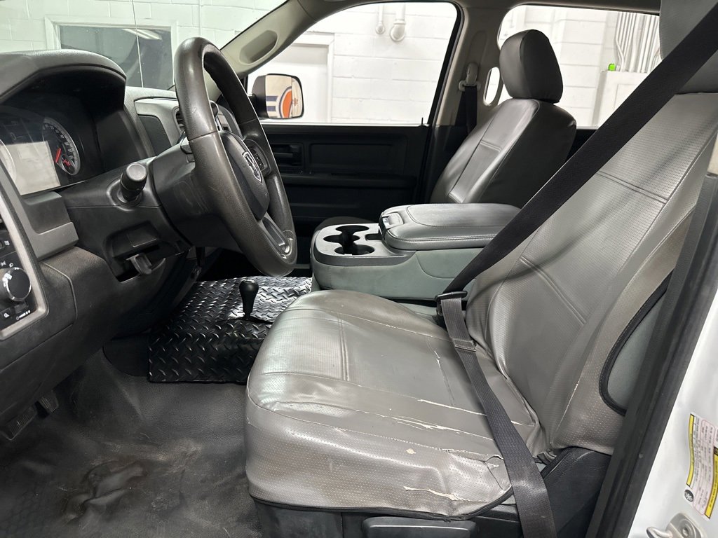 Used 2014 RAM 3500 Tradesman w/ Chrome Appearance Group image 23