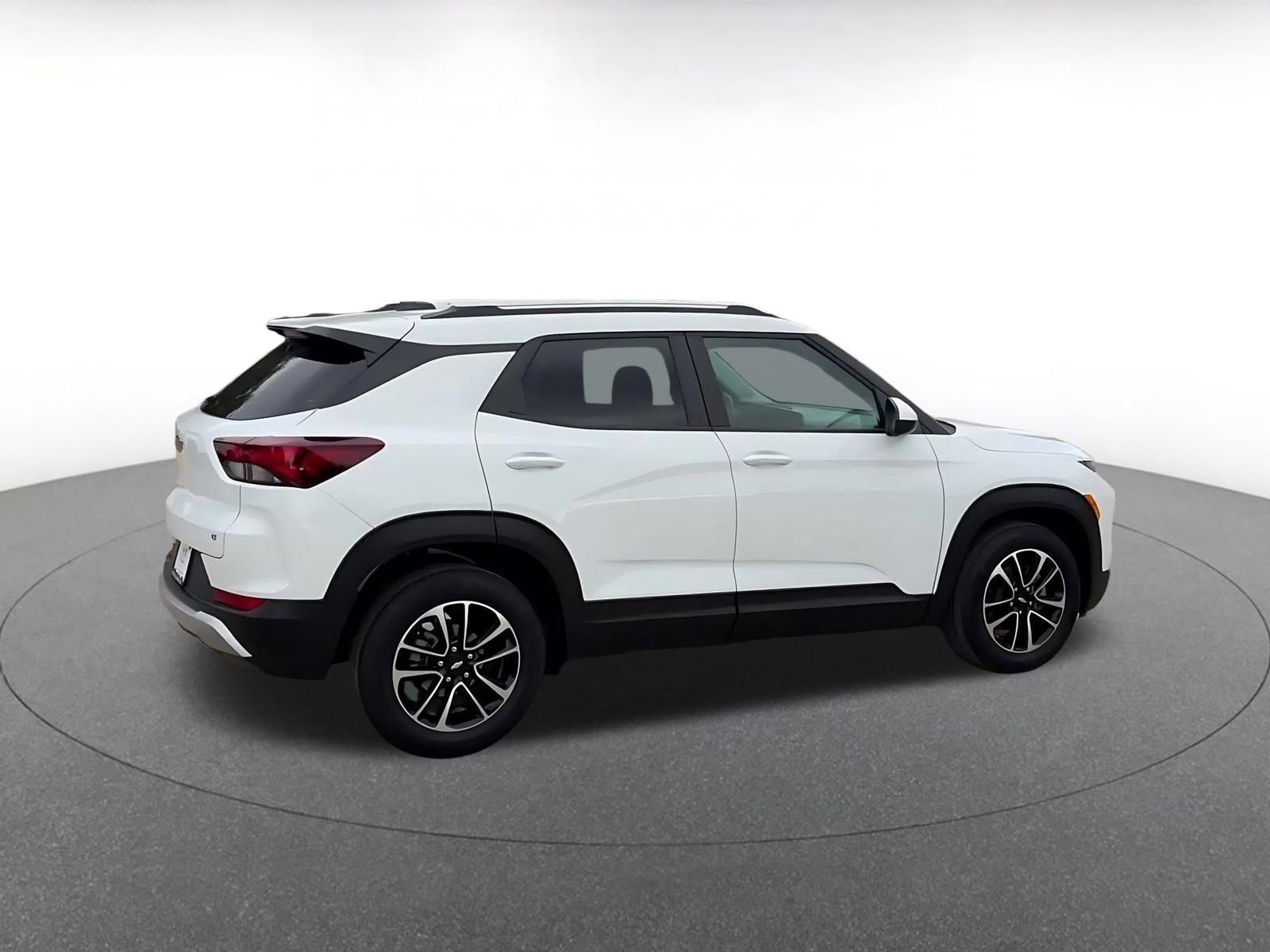 Used 2025 Chevrolet TrailBlazer LT image 15