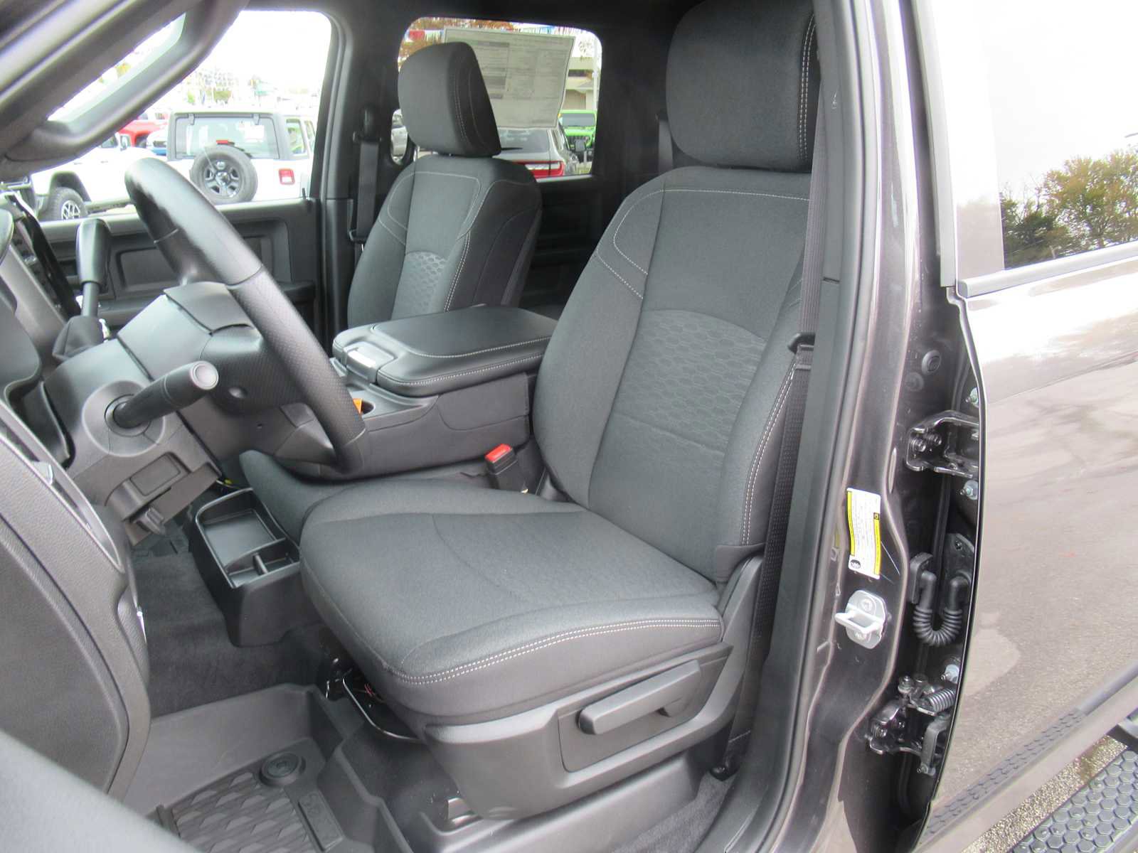 New 2026 RAM 3500 Tradesman image 26